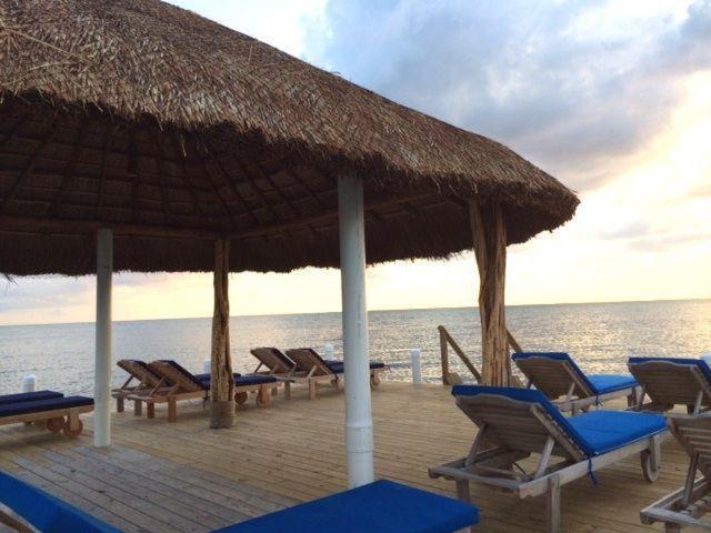 Hidden Gem Cabana Caye Caulker Buitenkant foto